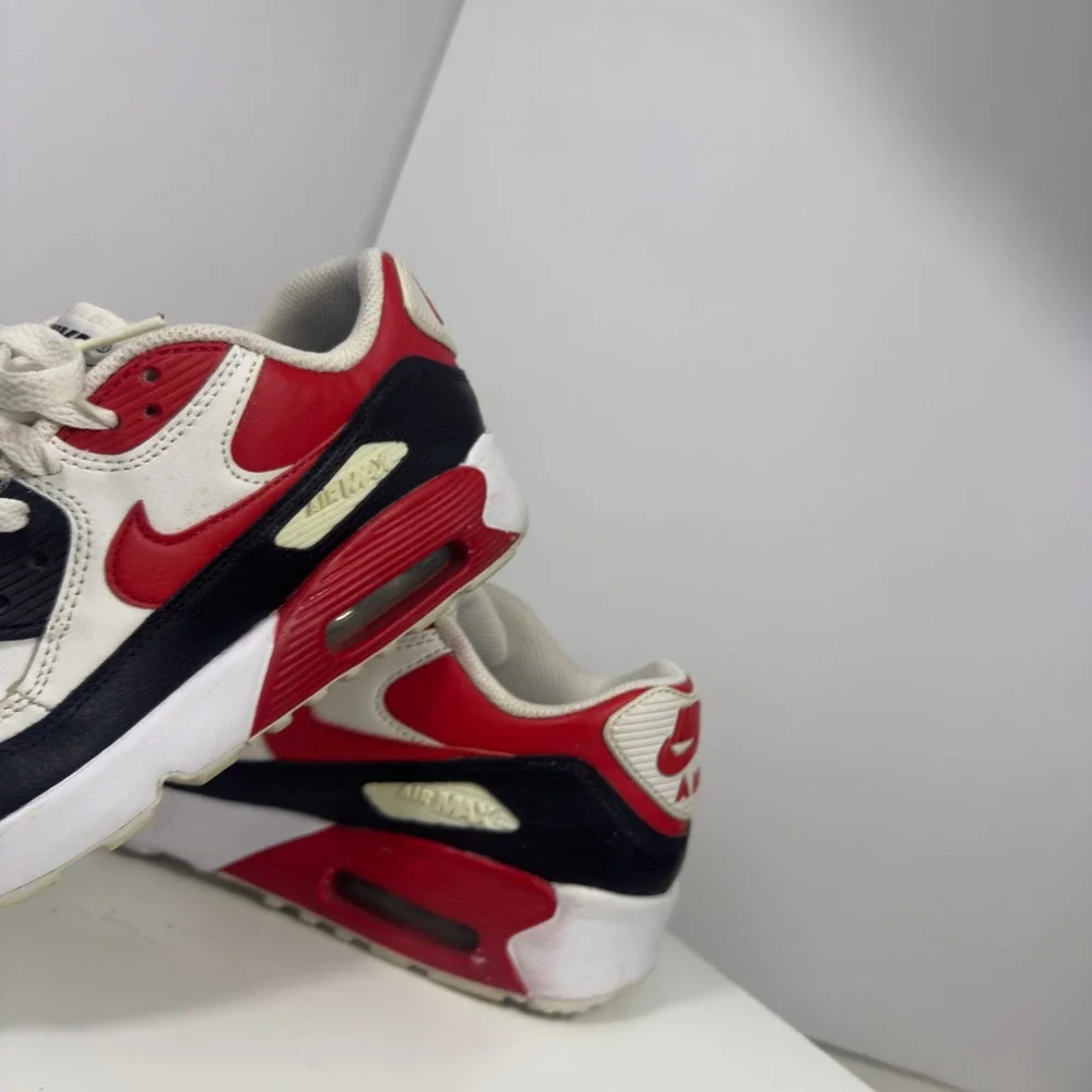 Nike Air Max 90 Leather PS Kids Size 4Y White Dusted Clay Sneakers 833414-107